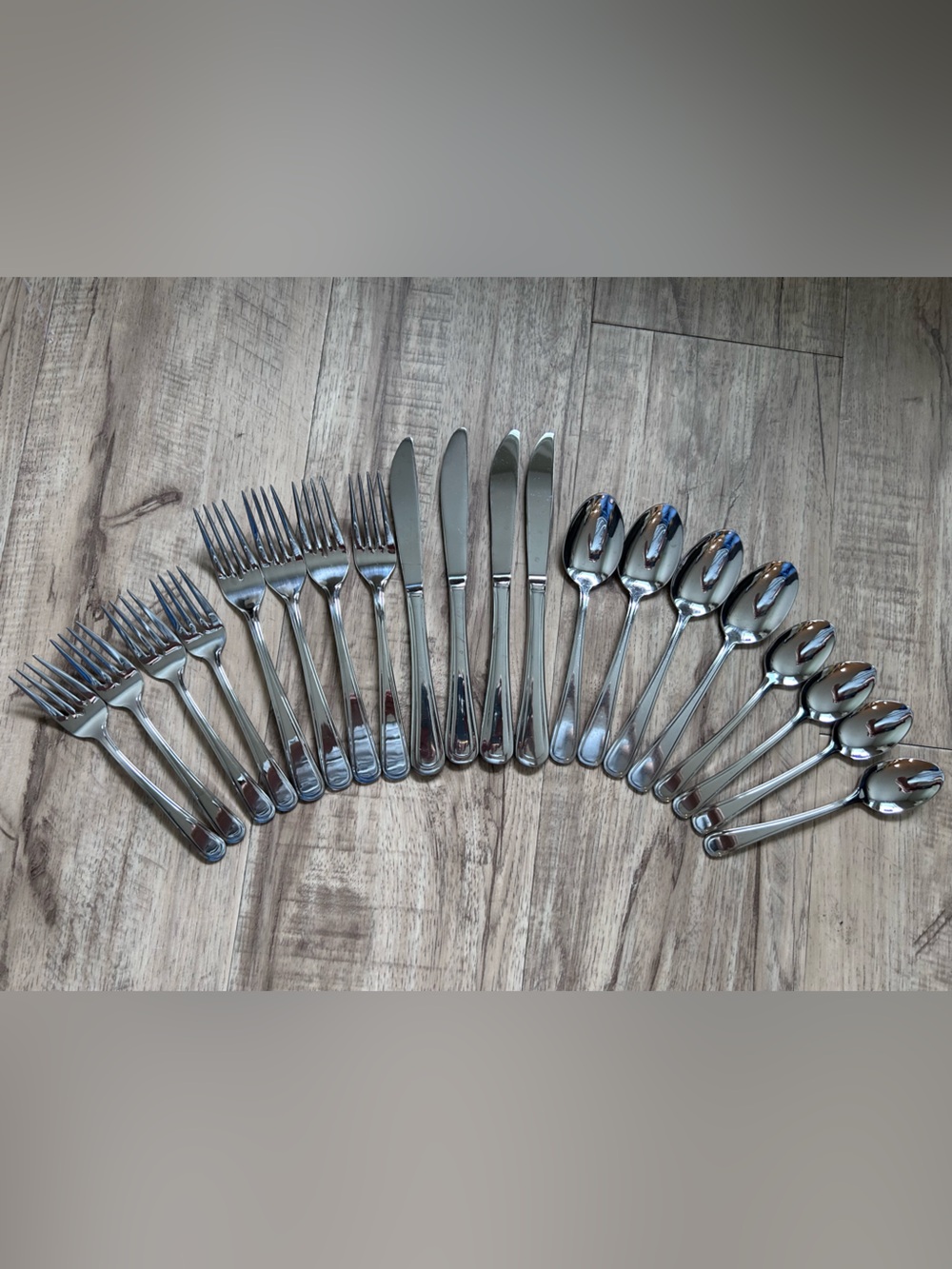 Lagostina Marina 18-10 stainless steel flatware silverware Forks Knives Spoons